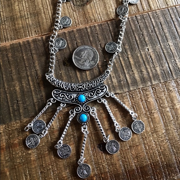 NWT Silver Colored Blue Beaded Long Boho Oversized Statement Necklace - Picture 3 of 6